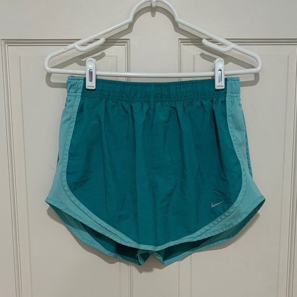 Nike Women's Tempo Lined Dri-fit Running Shorts Dk/lt Teal Green size medium - Picture 1 of 5